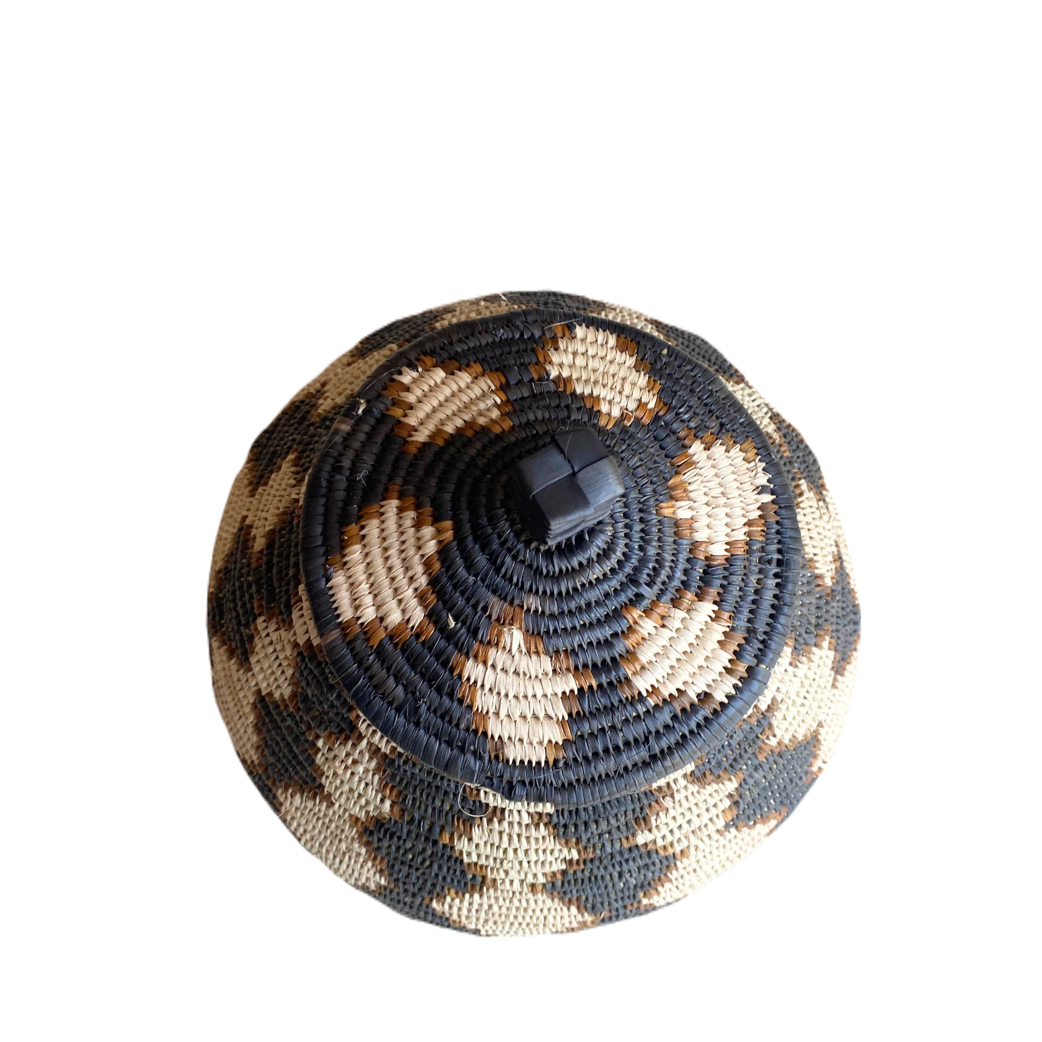 Small Hand Woven Fat Diamond Zulu Basket -Zama