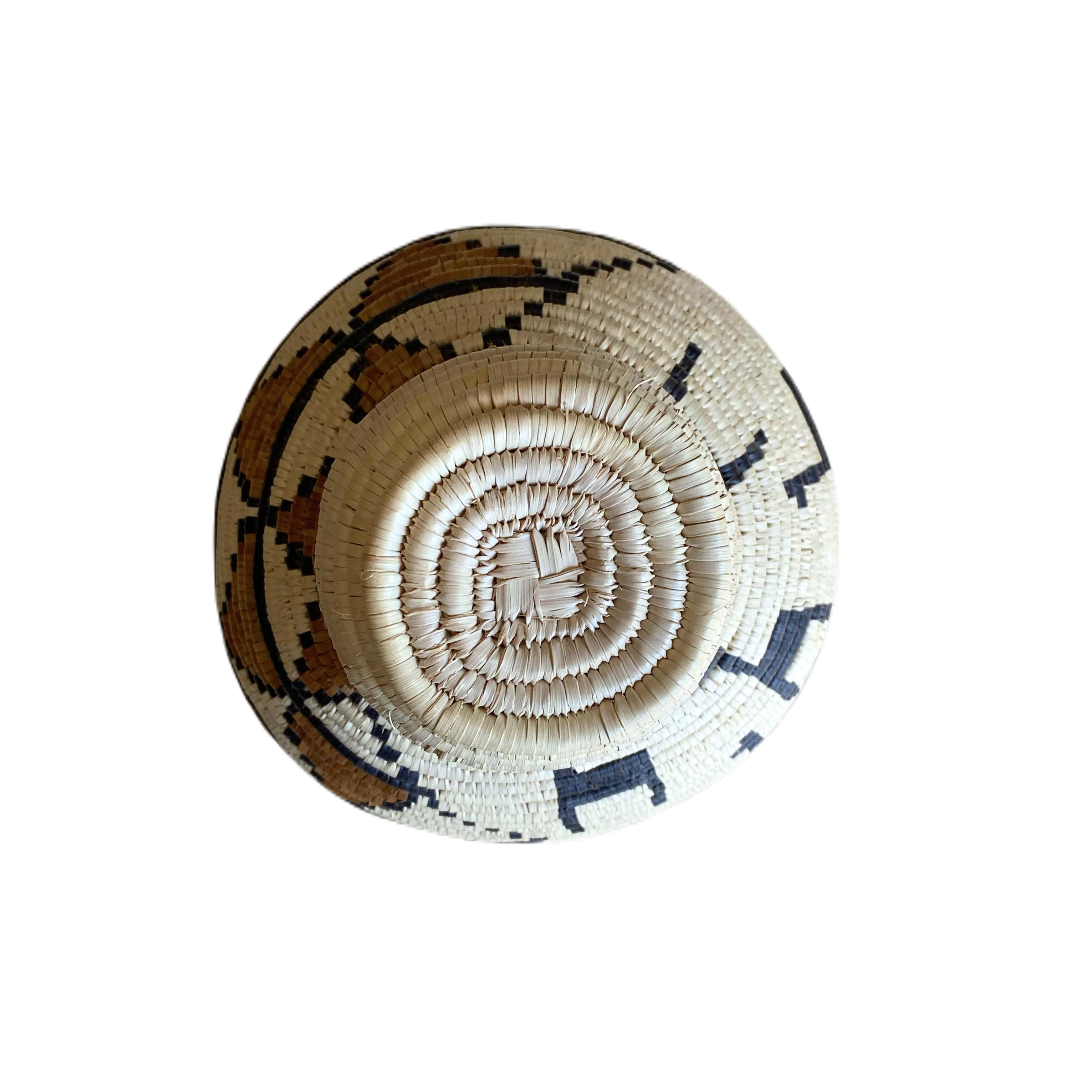 Small Hand Woven Giraffe Basket (Cream & Black)