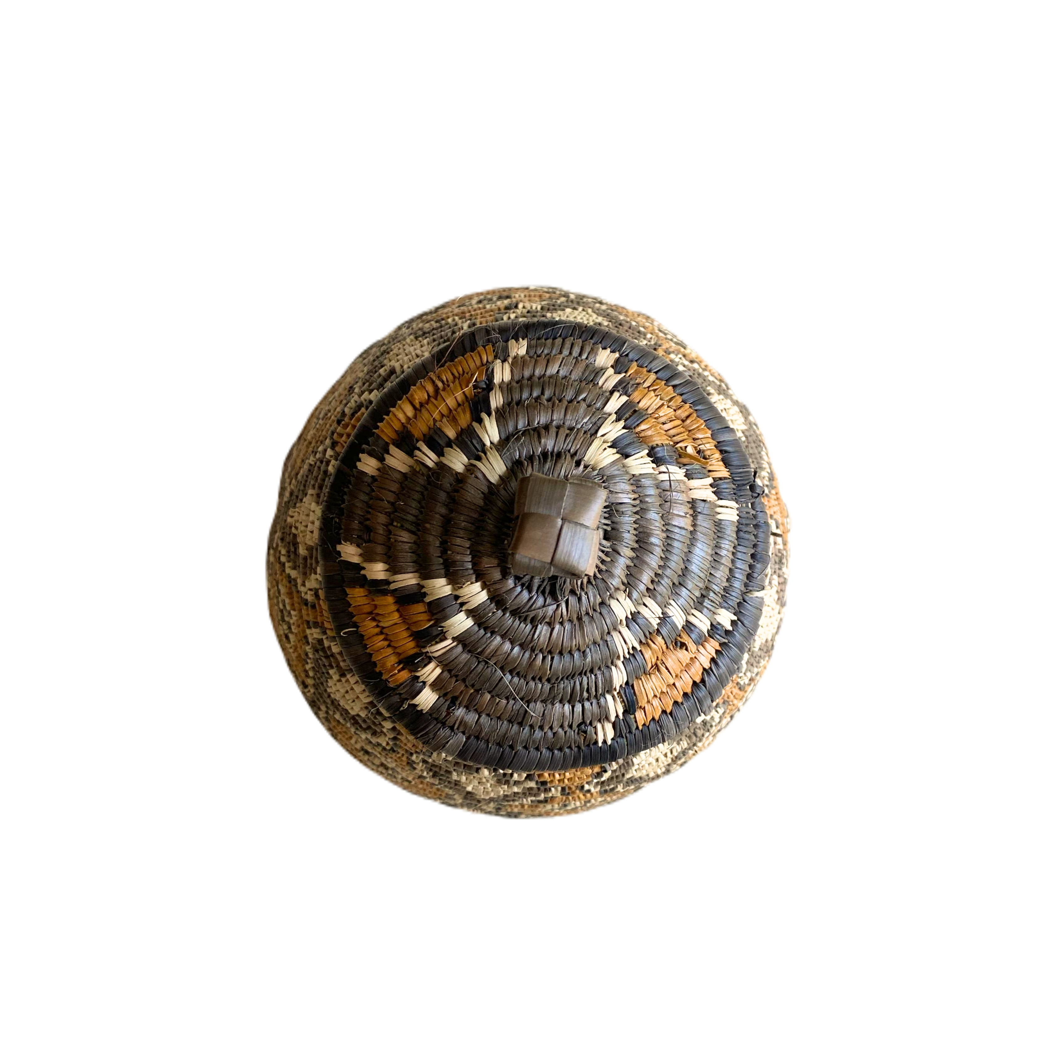 Small Hand Woven Zulu Diamonds Shield Basket (Brown & Beige)