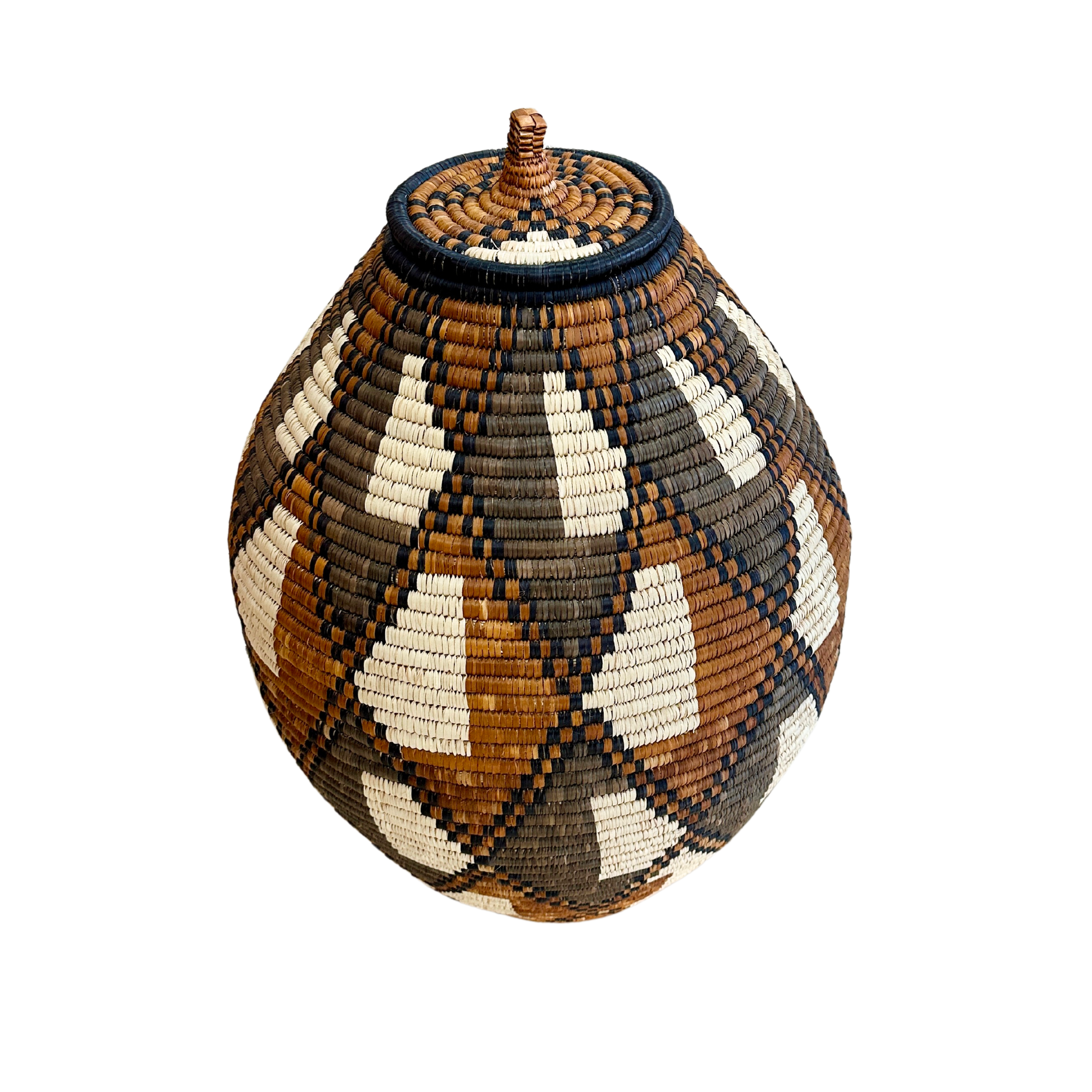 Hand Weaved Checkered Diamond Basket - Nompilo