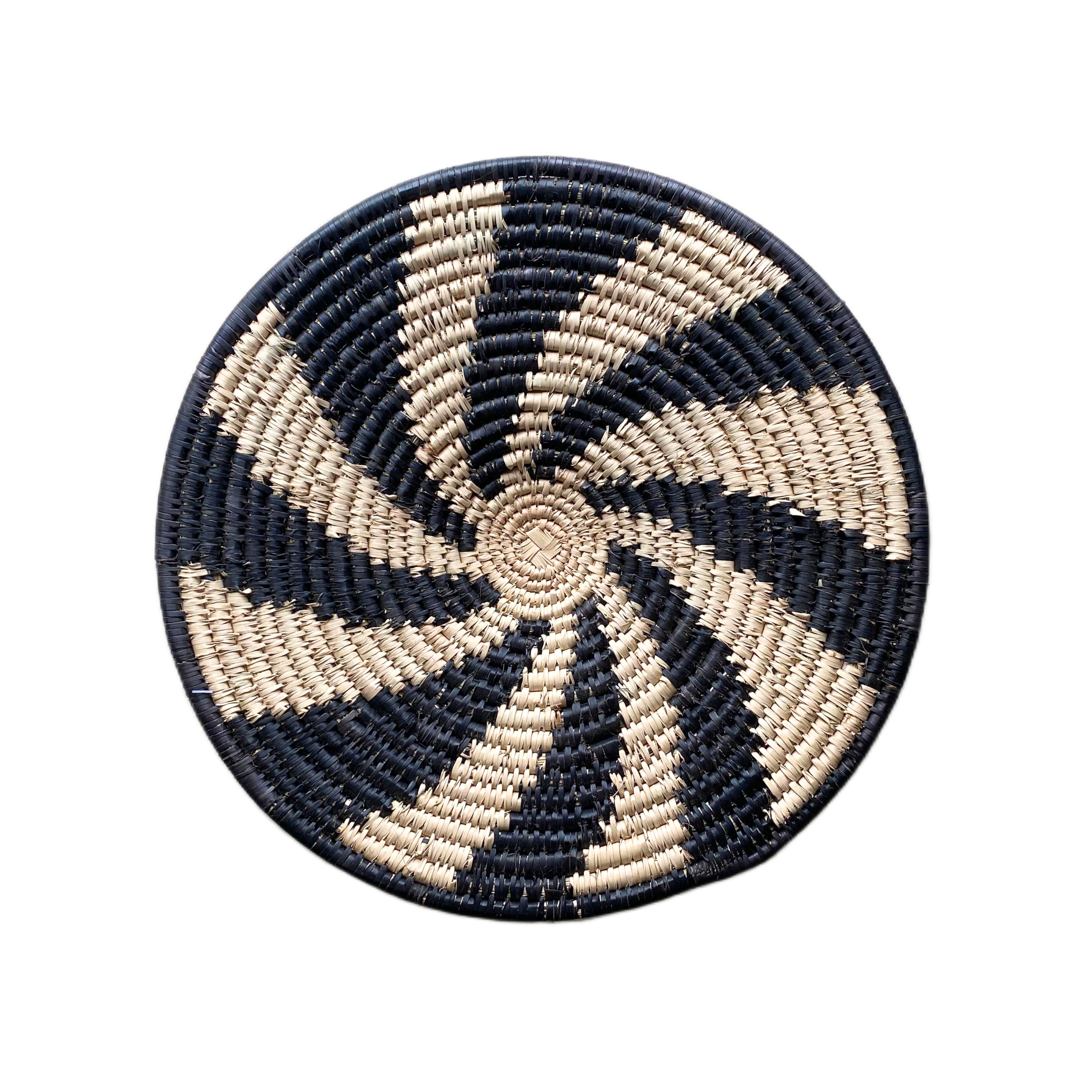 Small Hand Weaved Wall Ornament (Black & White Spiral)